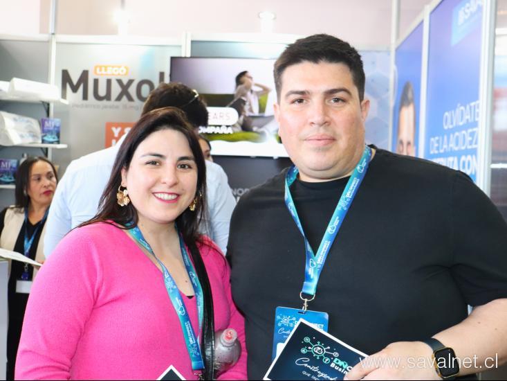 Laboratorios SAVAL en DÑ Connect