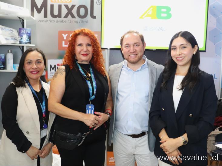 Laboratorios SAVAL en DÑ Connect