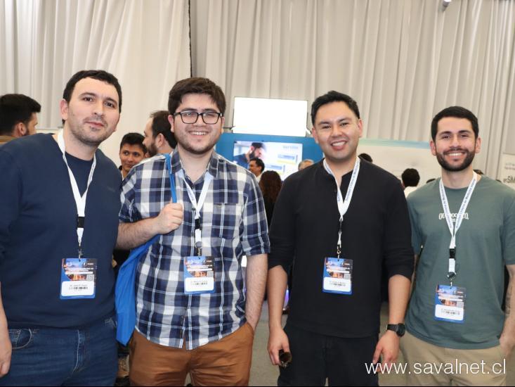 Humanismo que guía y tecnología que potencia